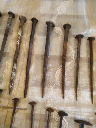 Chiodi molto antichi