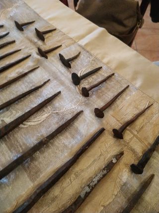 Chiodi molto antichi