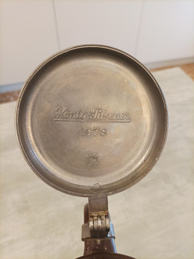 Boccale da birra con coperchio 