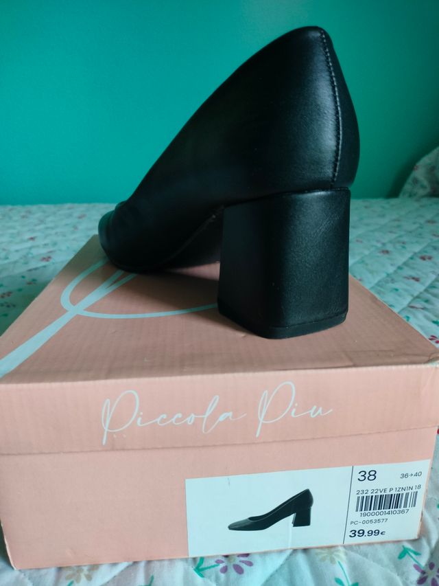 Zapato tacón ancho. Negro. Talla 38