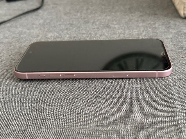 Iphone 15 plus Rosa
