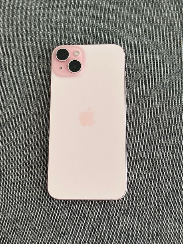 Iphone 15 plus Rosa