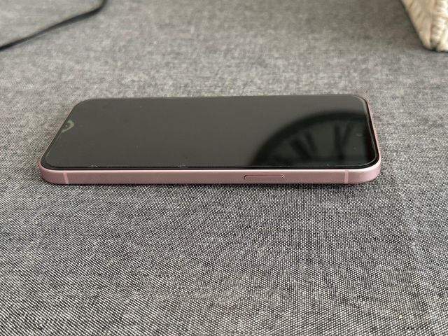 Iphone 15 plus Rosa