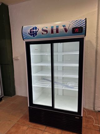 Nevera expositora de dos puertas  Oferta 🚨🚨