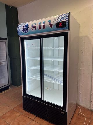Nevera expositora de dos puertas  Oferta 🚨🚨