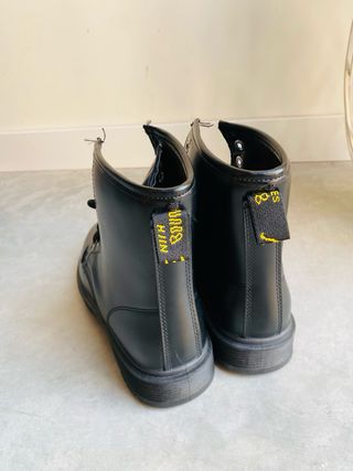 Botines negros cordones NUEVOS 39