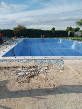 PISCINAS DE HORMIGÓN PROYECTADO 
