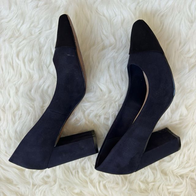 Zapatos de tacón ancho contraste azul negro