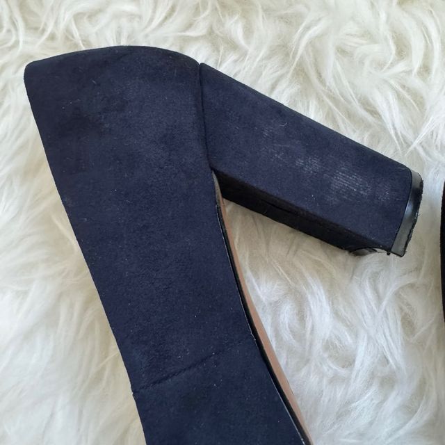 Zapatos de tacón ancho contraste azul negro