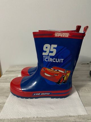 Botas de agua de niño de cars numero 30 a estrenar