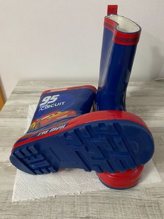Botas de agua de niño de cars numero 30 a estrenar