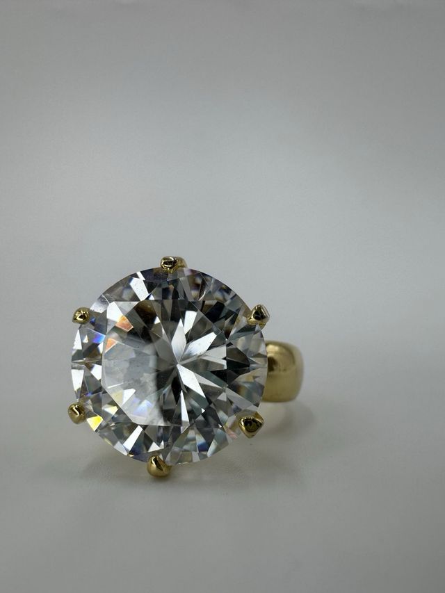 Anillo de Rodio y Piedras preciosas