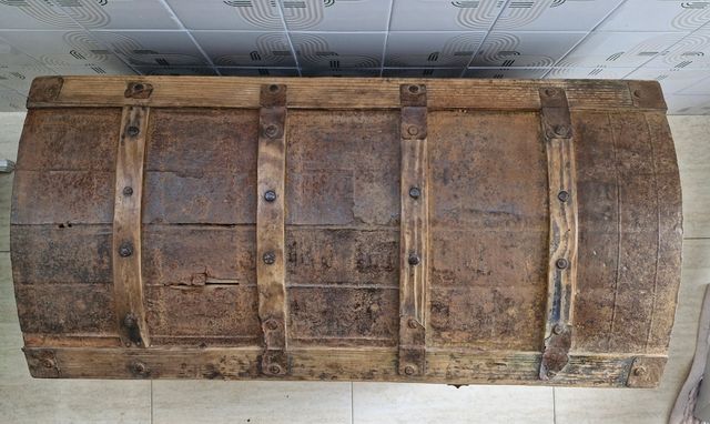 BAÚL ANTIGUO PARA RESTAURAR