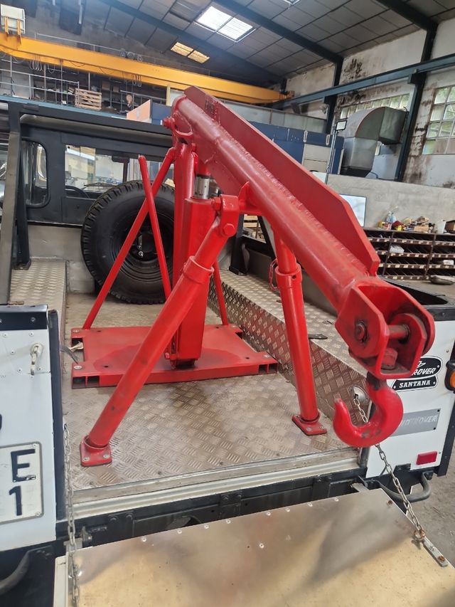 Grua Land Rover Santana