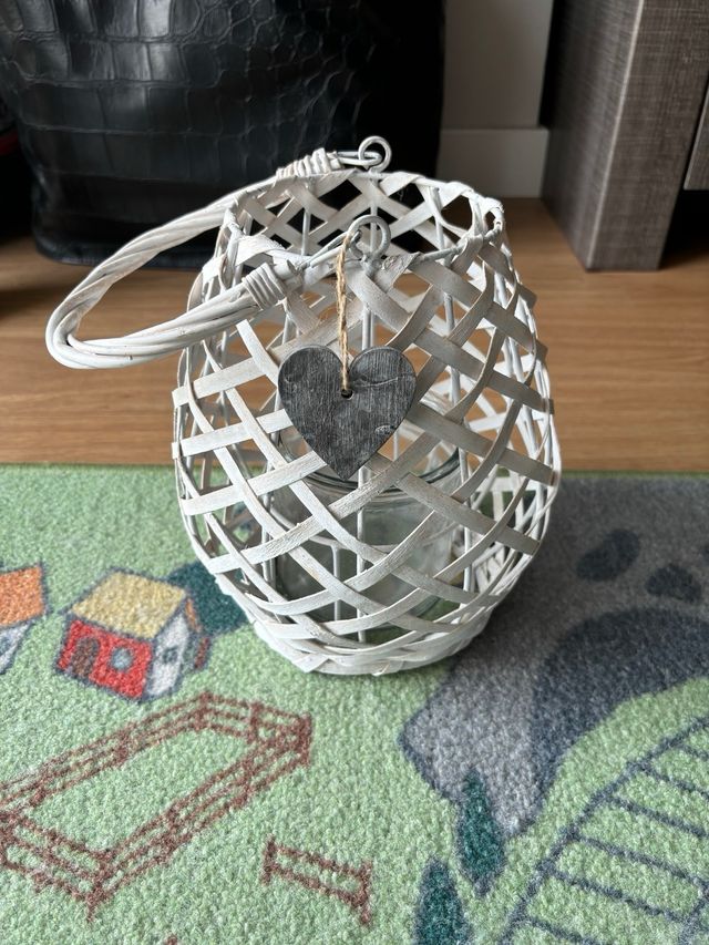 Adorno mimbre blanco para vela