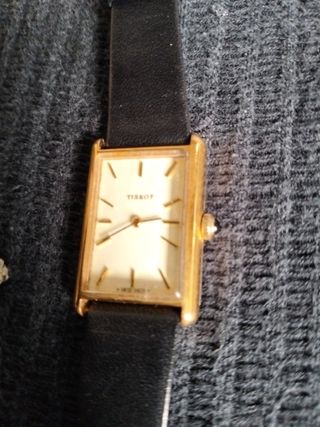 Reloj Tissot chapado en oro