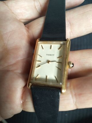 Reloj Tissot chapado en oro