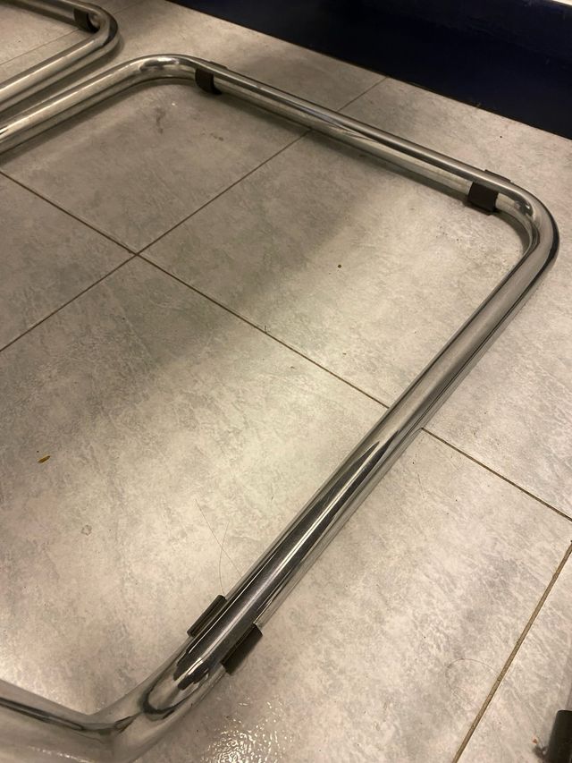 Butacas ó Sillas (son las cinco)