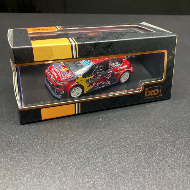 1/43 IXO MODELS Citroën DS3 WRC Winner OGIER