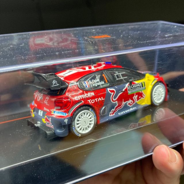 1/43 IXO MODELS Citroën DS3 WRC Winner OGIER
