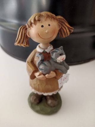 Nuova bimba con gatto statuina da collezione