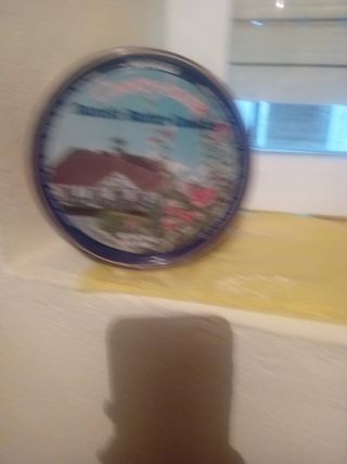 Caja metálica bombones galletas dulces