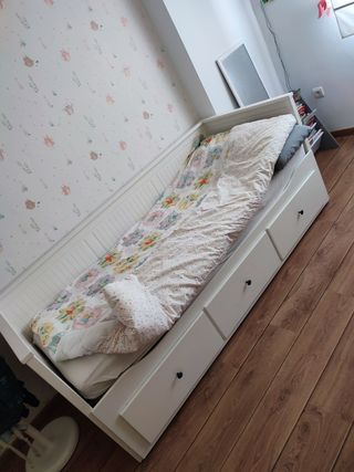 CAMA  Nido Y Diván 