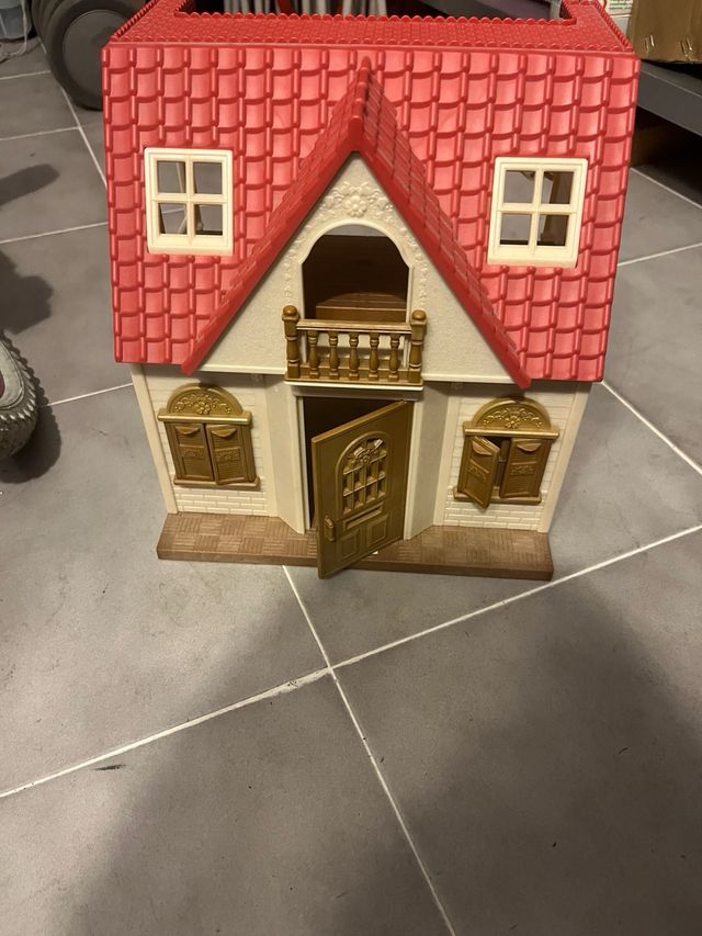 Casa Sylvanian families con accesorios