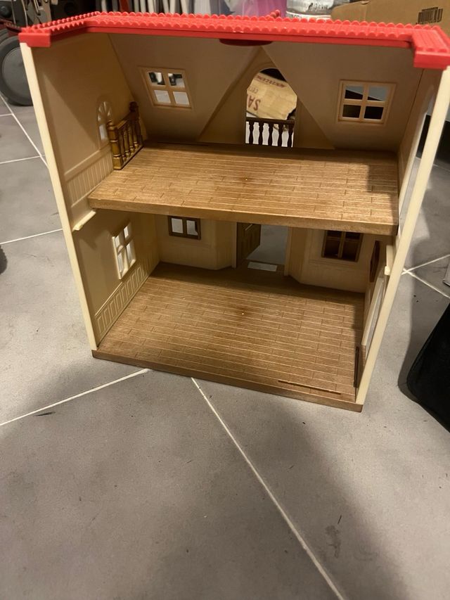 Casa Sylvanian families con accesorios