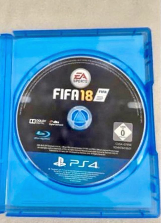 Gioco Fifa18 PS4 usato poco