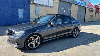 Mercedes-Benz Clase C300 4matic AMG