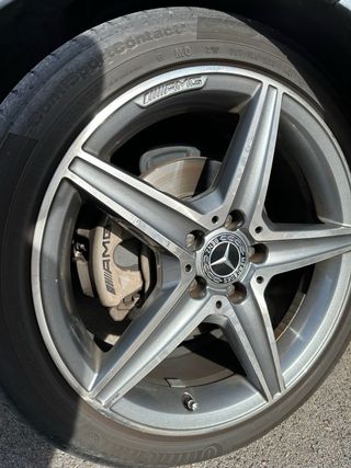 Mercedes-Benz Clase C300 4matic AMG