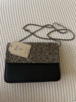 Bolso bandolera fiesta negro efecto piel