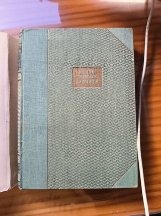 Libro UN AÑO ENTRE LOS HOMBRES