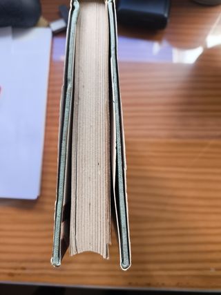 Libro UN AÑO ENTRE LOS HOMBRES