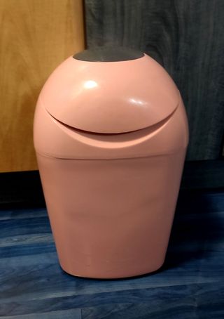 Papelera pañales Tommee Tippee + bolsas de regalo
