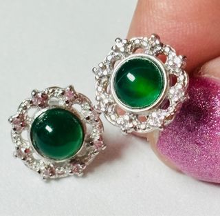 Pendientes con Onix verde en plata de ley 925