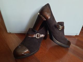 Zapato de piel, tacón y buena calidad