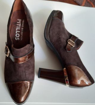 Zapato de piel, tacón y buena calidad