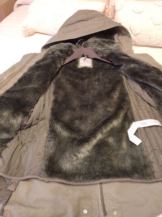 Vendo parka forrada con borreguito 