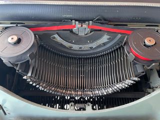 Hispano Olivetti Lexicon 80
