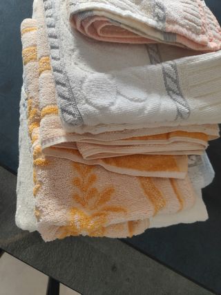 Set asciugamani e telo doccia nuovi 