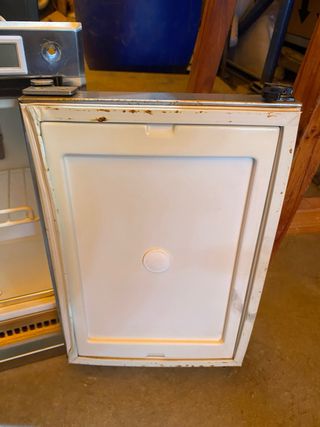 Nevera pequeña para camper.