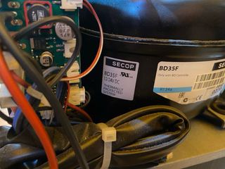 Nevera pequeña para camper.