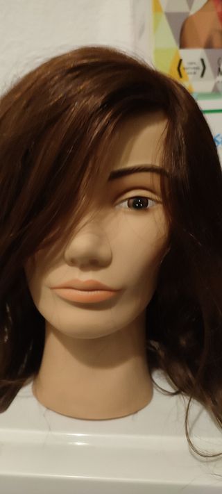 Maniquí señora pelo natural Pívot Point