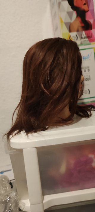 Maniquí señora pelo natural Pívot Point
