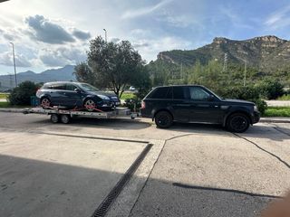 Transporte de caravanas, coches, furgonetas, grua