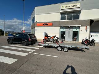 Transporte de caravanas, coches, furgonetas, grua