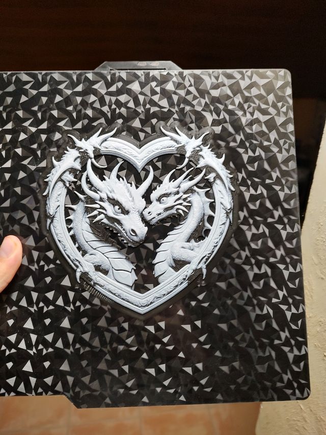 Dragones con forma de corazón