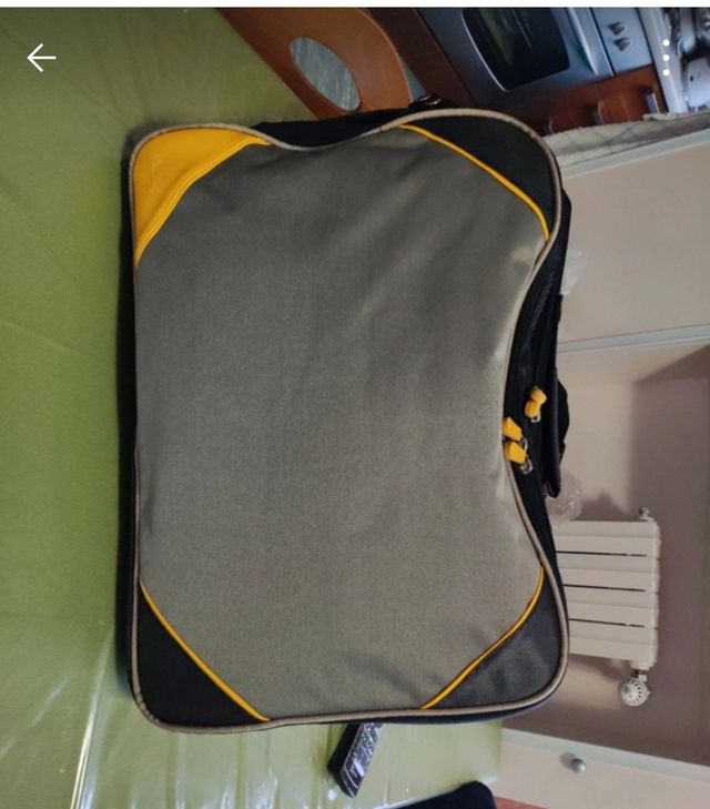 Borsa 24 h nuova e mai usata